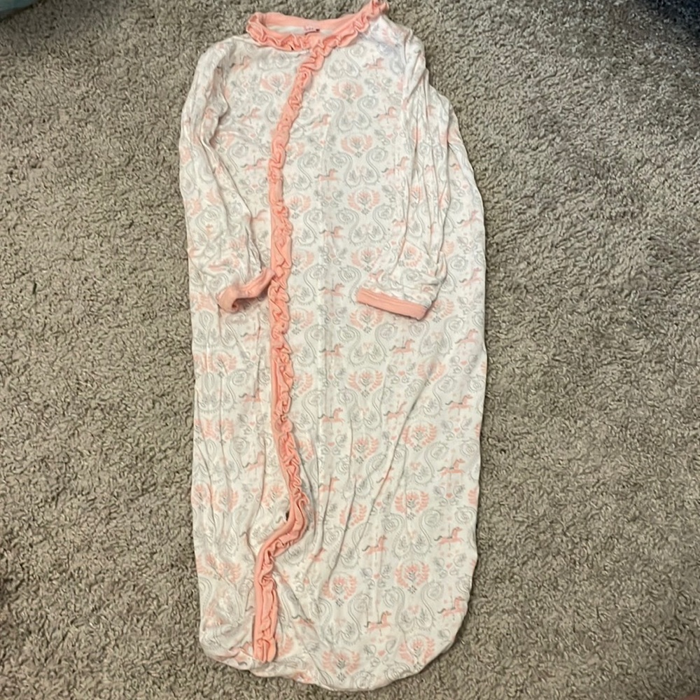 Magnetic Me 0-3M Gown
